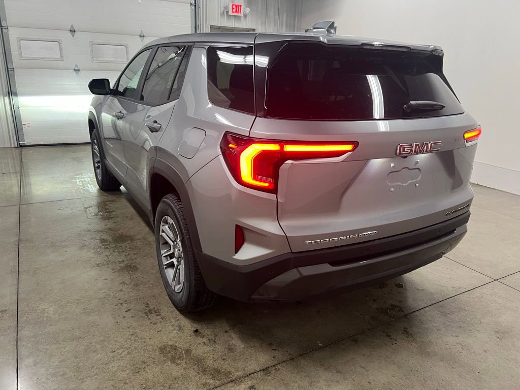 New 2025 GMC Terrain Elevation image 4
