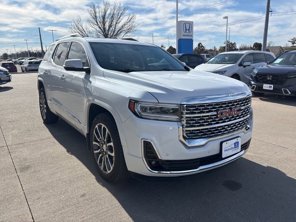 Used 2020 GMC Acadia Denali w/ Trailering Package image 3
