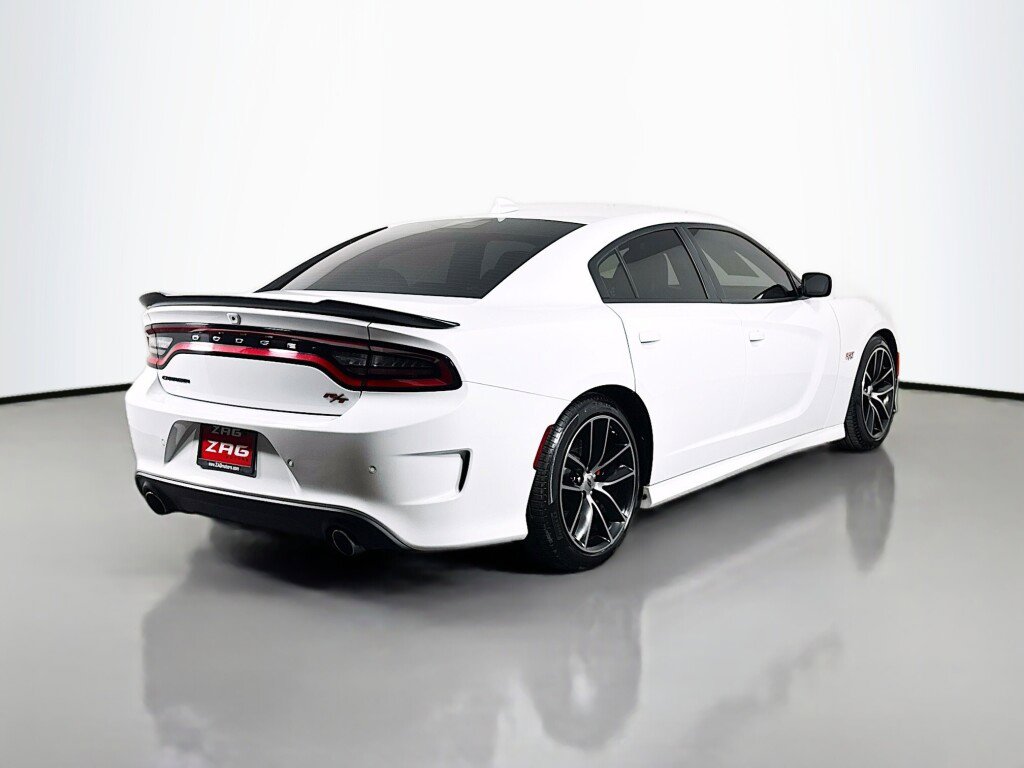 Used 2017 Dodge Charger R/T Scat Pack w/ Beats Audio Group image 5