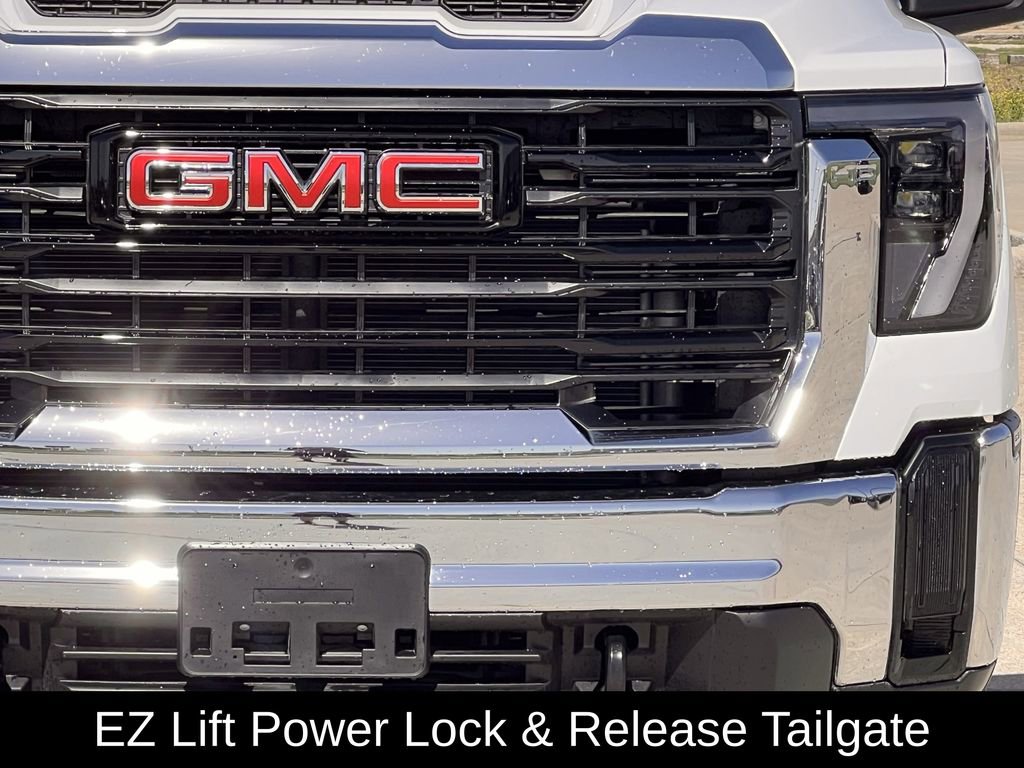 Used 2025 GMC Sierra 2500 Pro image 11