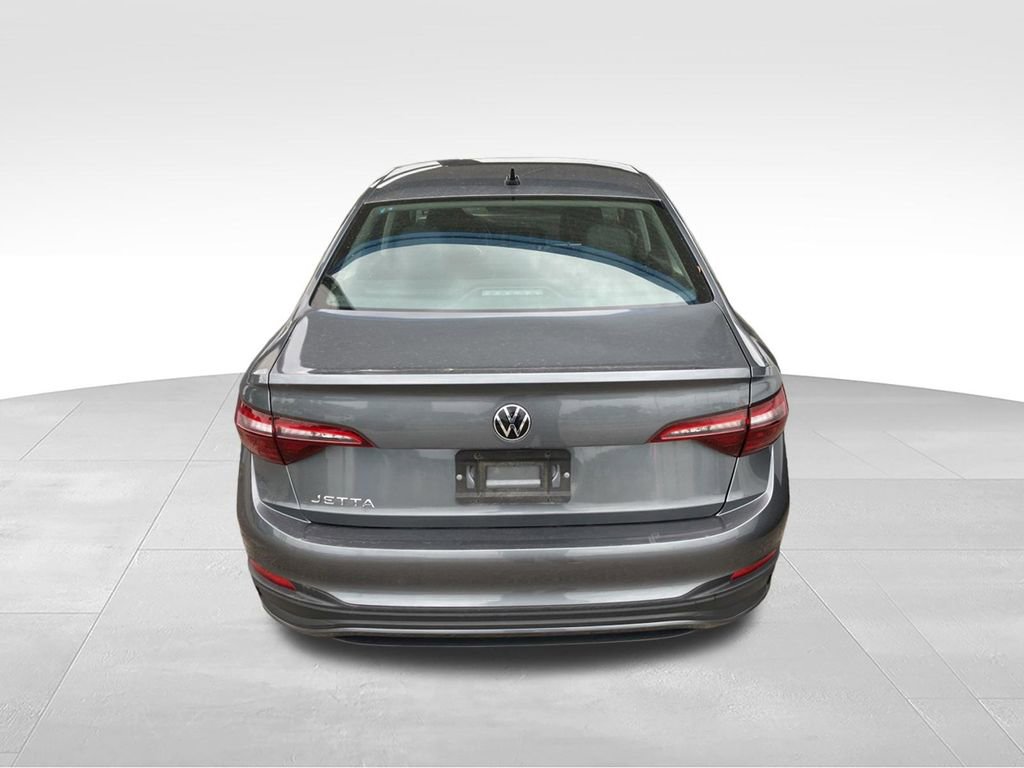 Used 2024 Volkswagen Jetta S FWD image 8