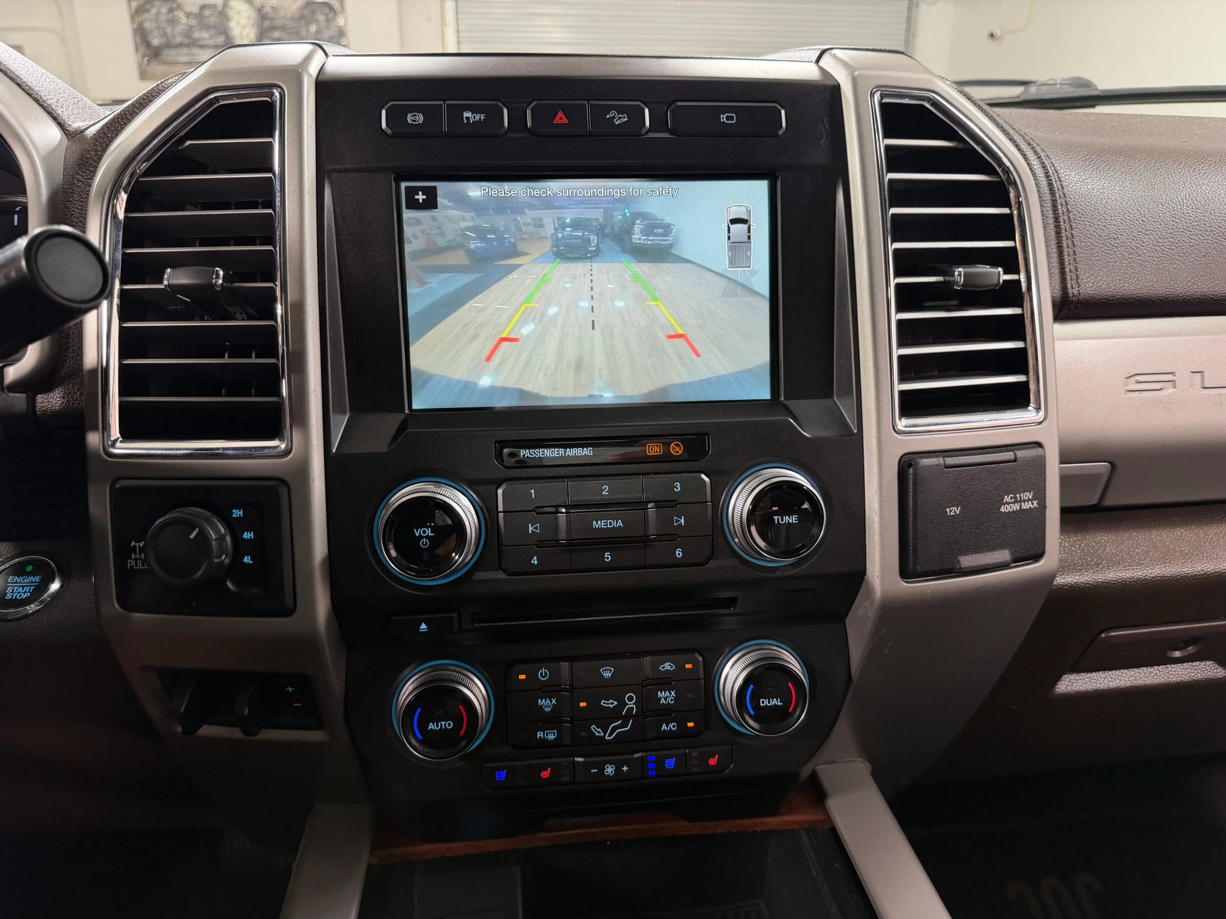 Used 2017 Ford F250 King Ranch w/ King Ranch Ultimate Package AWD/4WD image 23