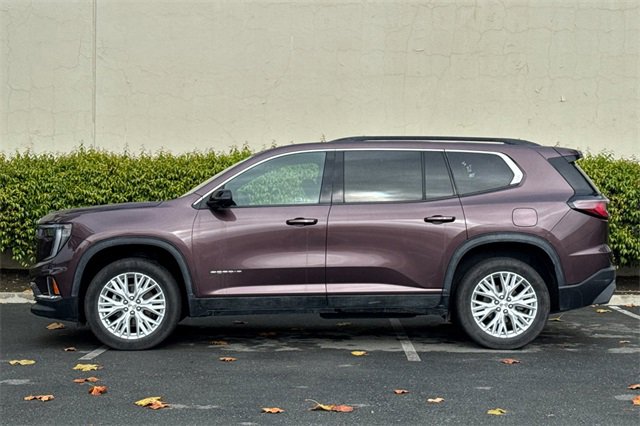 Used 2024 GMC Acadia Elevation image 7