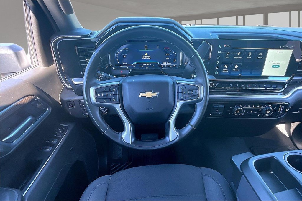 Used 2025 Chevrolet Silverado 2500 LT w/ Convenience Package AWD/4WD image 9