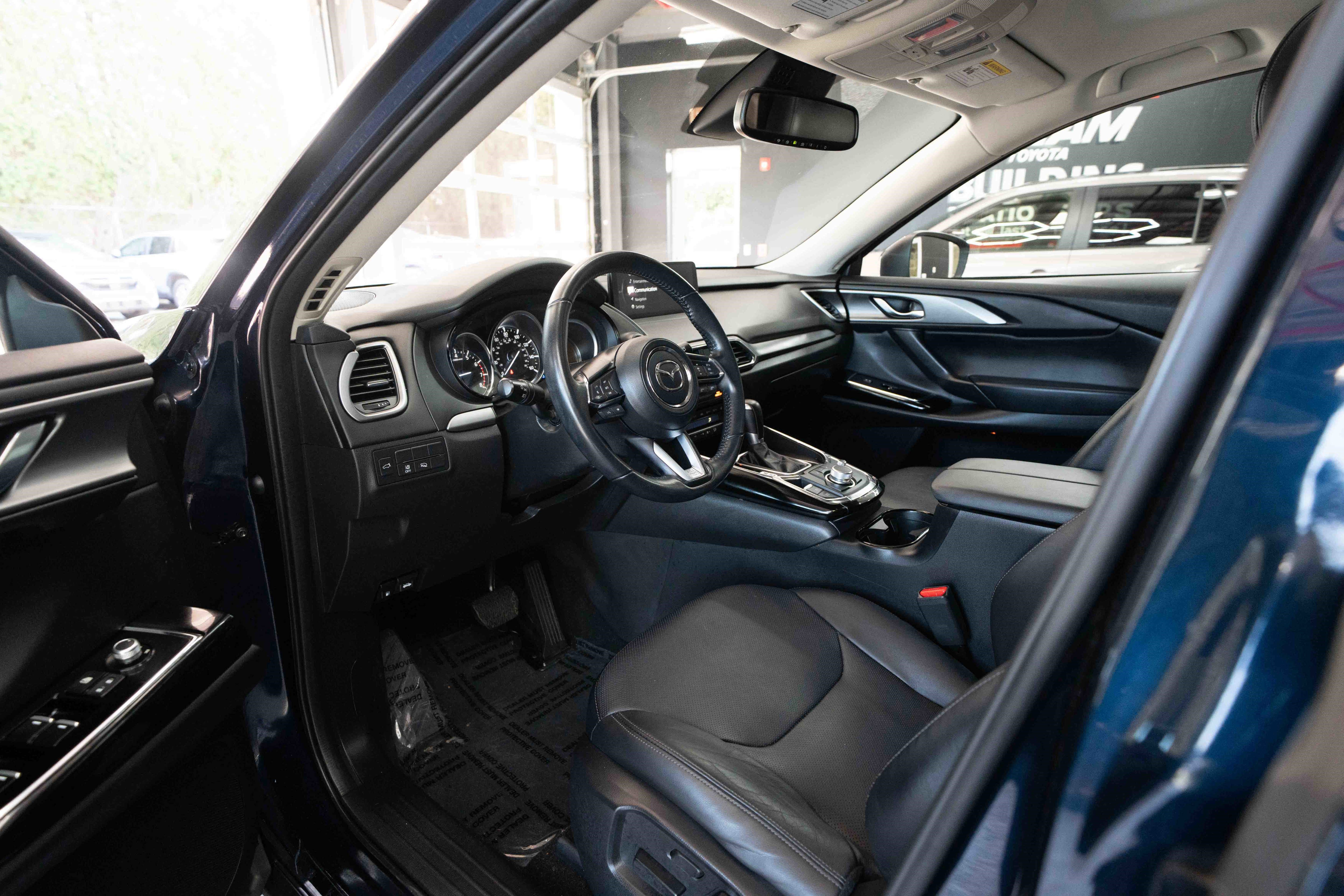 Used 2023 MAZDA CX-9 Touring image 8