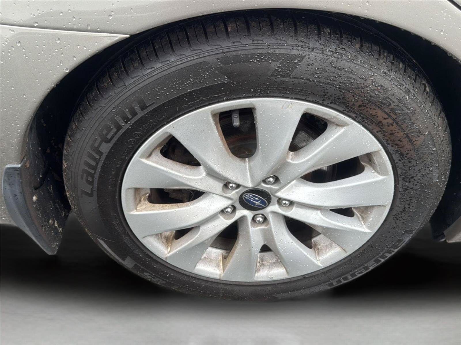 Used 2017 Subaru Legacy 2.5i Premium AWD/4WD image 27
