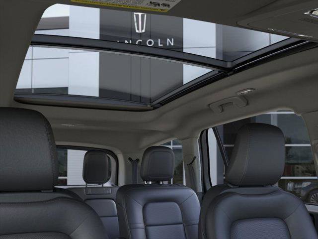 New 2025 Lincoln Aviator AWD w/ Jet Appearance Package image 22