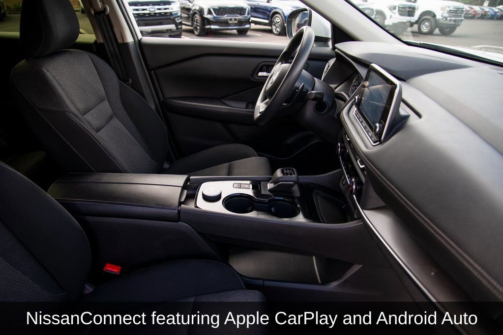 Used 2024 Nissan Rogue SV image 20