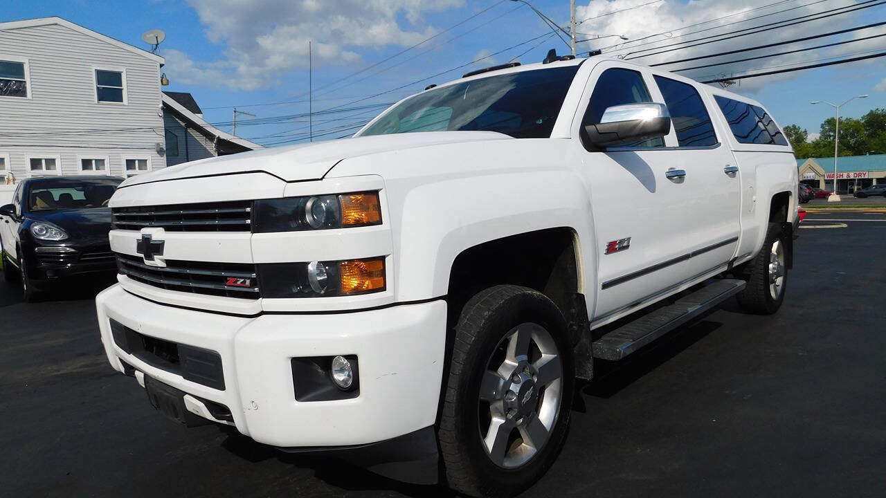 Used 2016 Chevrolet Silverado 2500 LTZ w/ Custom Sport Edition AWD/4WD image 4