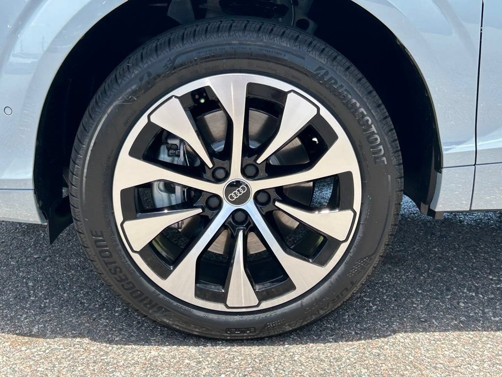 New 2026 Audi Q3 quattro 2.0T AWD/4WD image 38