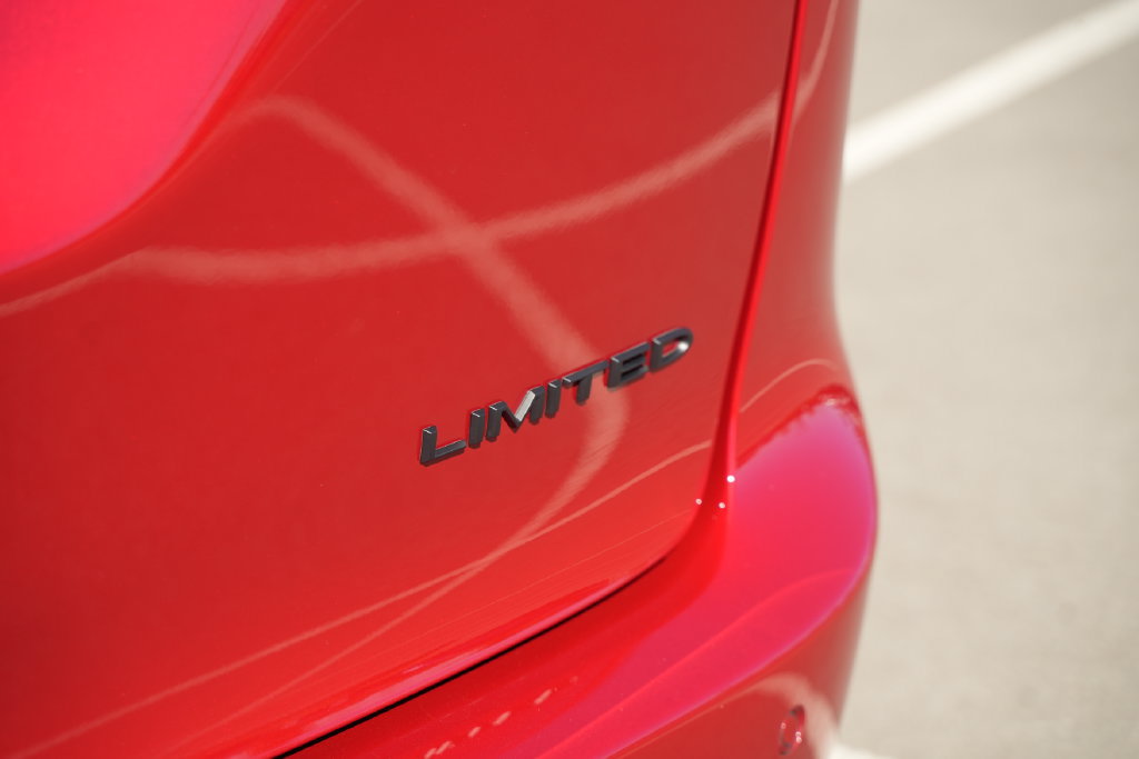 New 2027 Chrysler Pacifica Limited FWD image 45