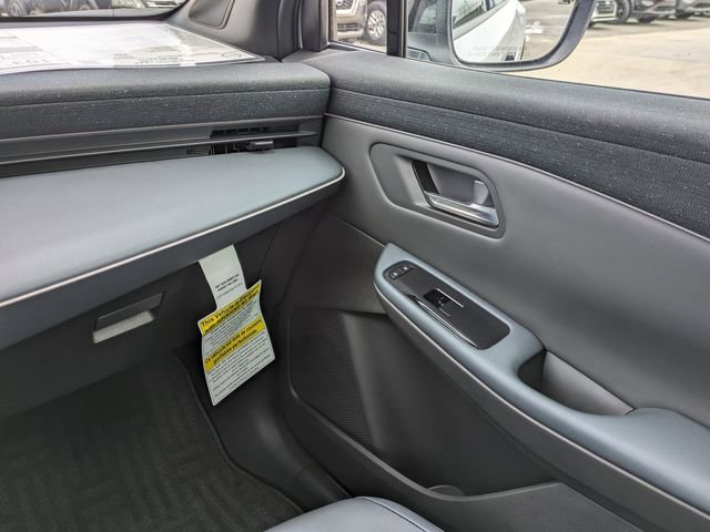 New 2026 Nissan Leaf Platinum+ w/ Cargo Package (Platinum+) FWD image 19