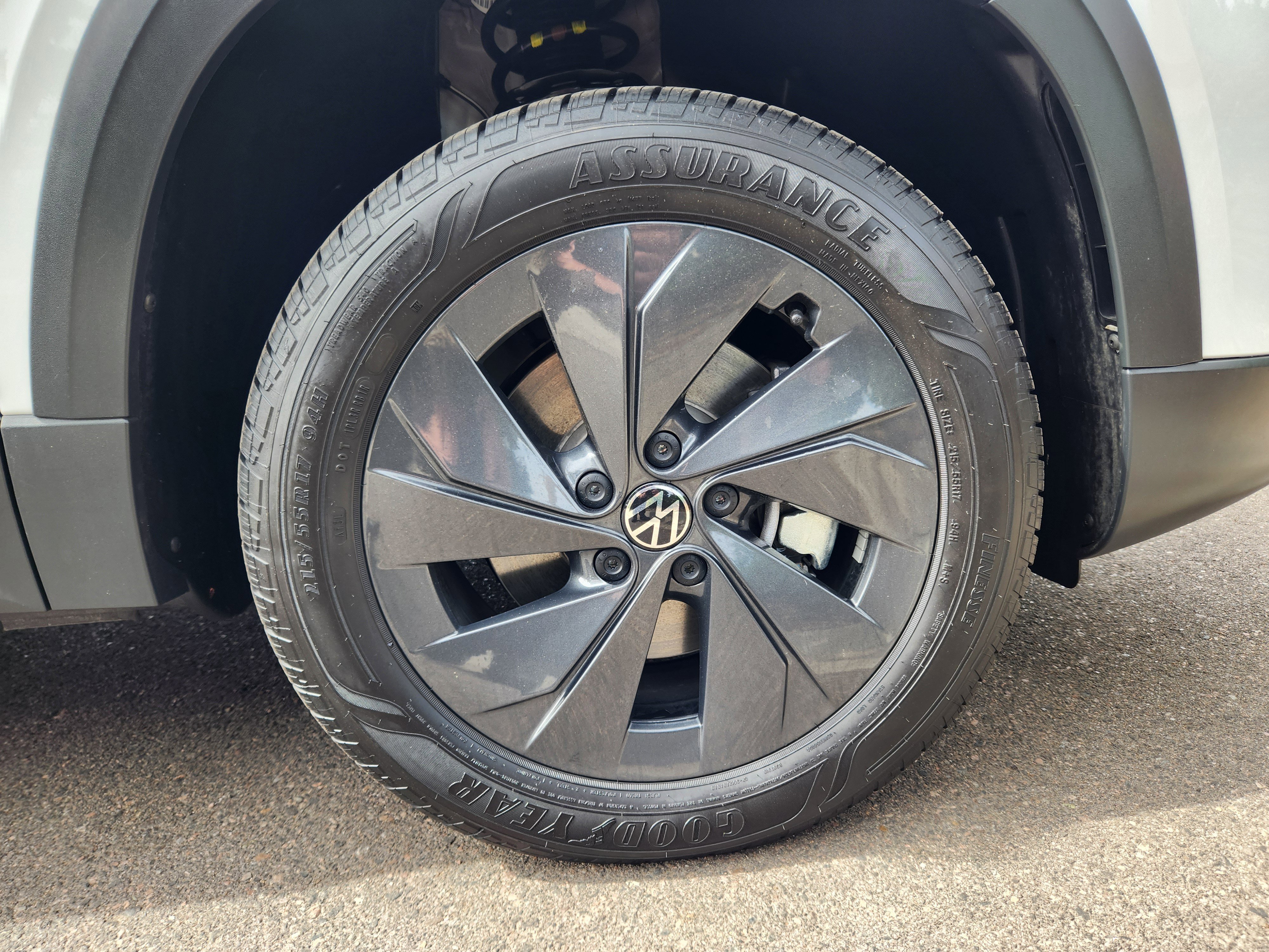 Used 2025 Volkswagen Taos S image 16