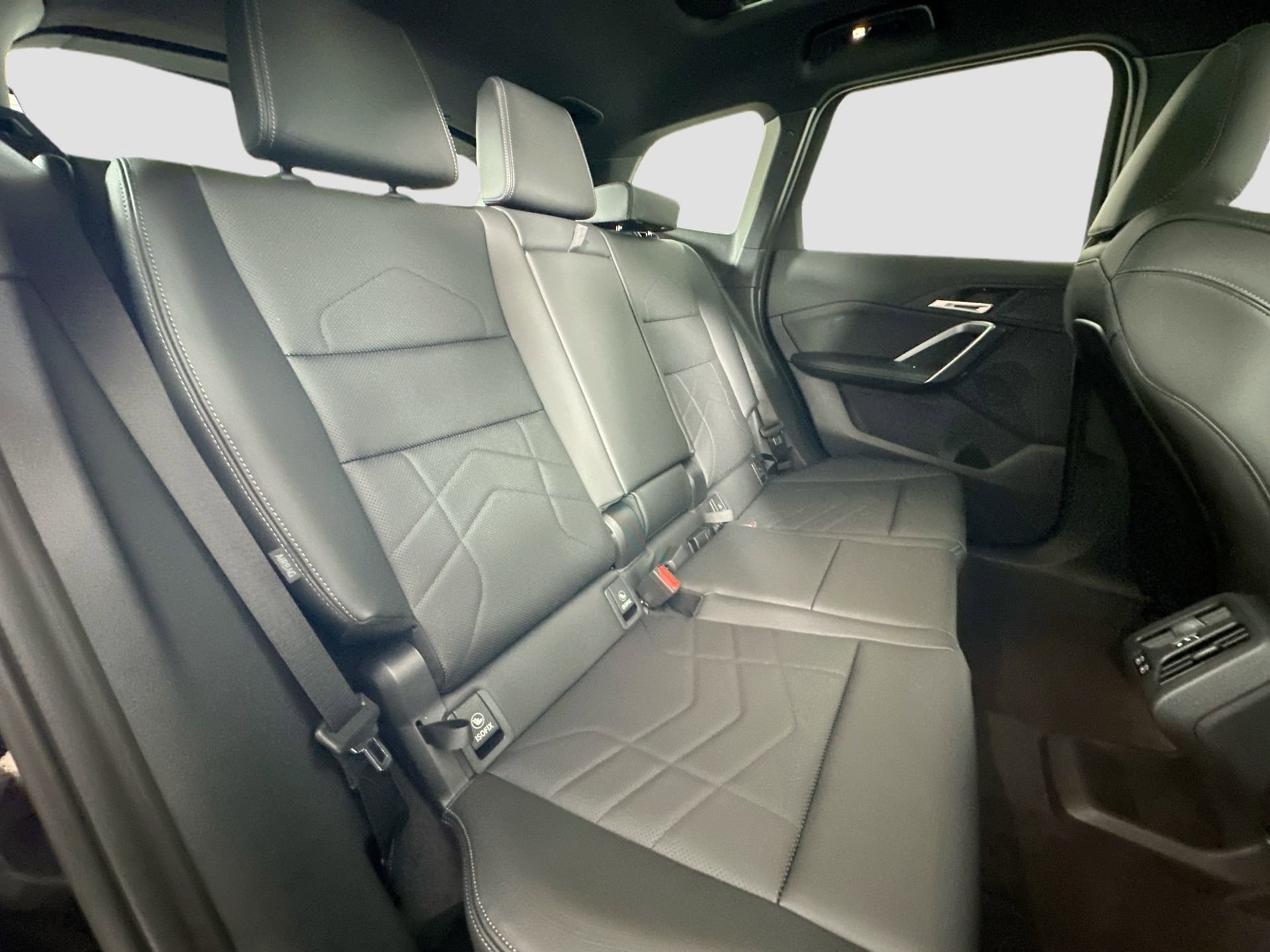 New 2026 BMW X1 xDrive28i w/ Technology Package image 26