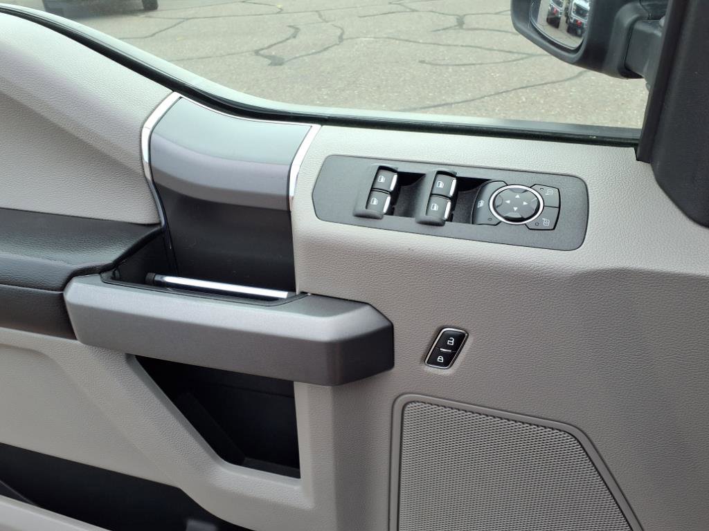 Used 2018 Ford F150 XLT w/ Equipment Group 302A Luxury image 16