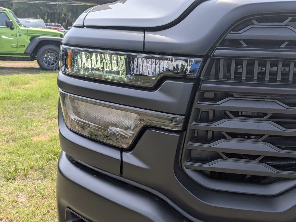 New 2026 RAM 2500 Tradesman AWD/4WD image 10