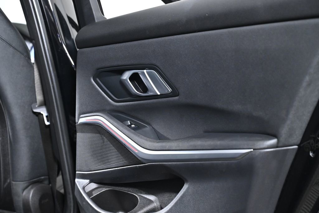 Used 2021 BMW 330i Sedan w/ Driving Assistance Package image 30