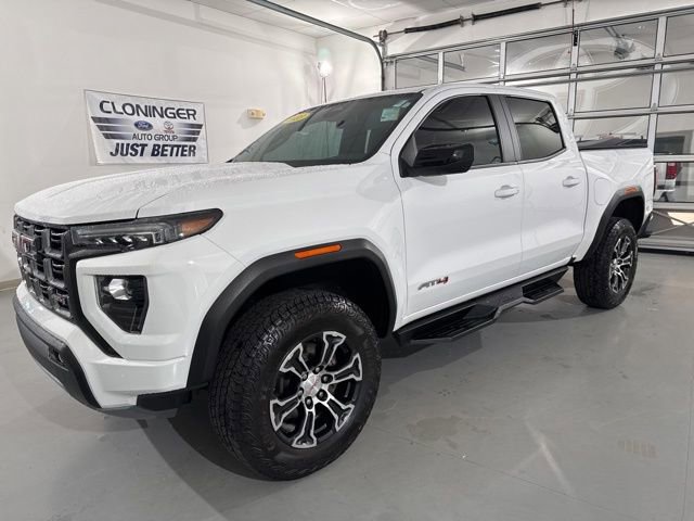 Used 2023 GMC Canyon AT4 image 4