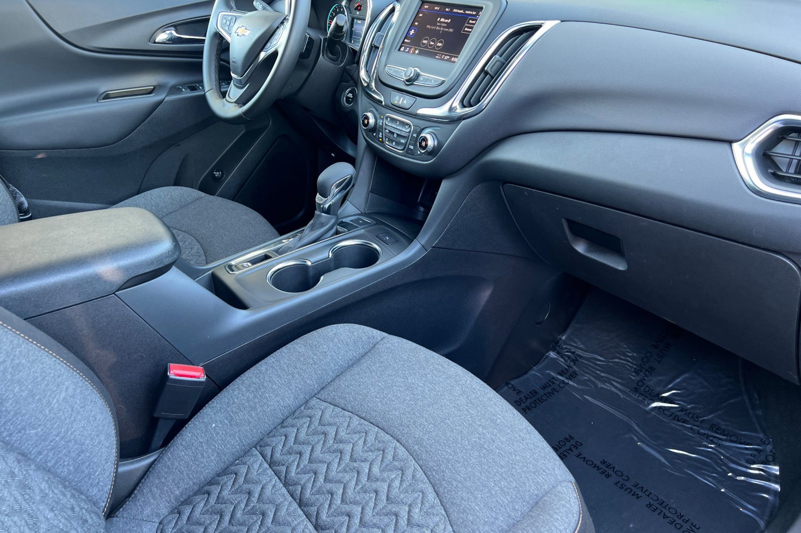 Used 2024 Chevrolet Equinox LT image 13