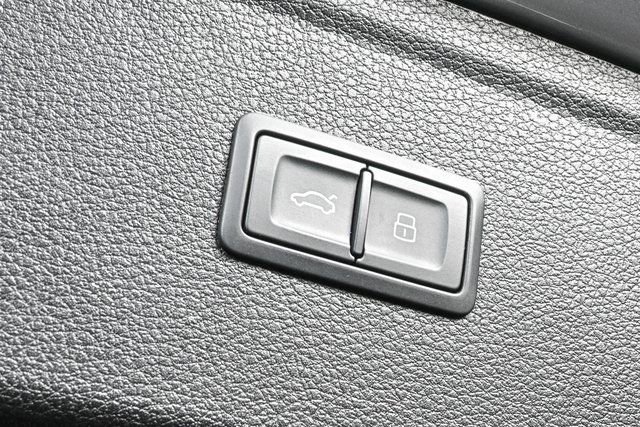 Used 2022 Audi Q5 2.0T Premium Plus image 28