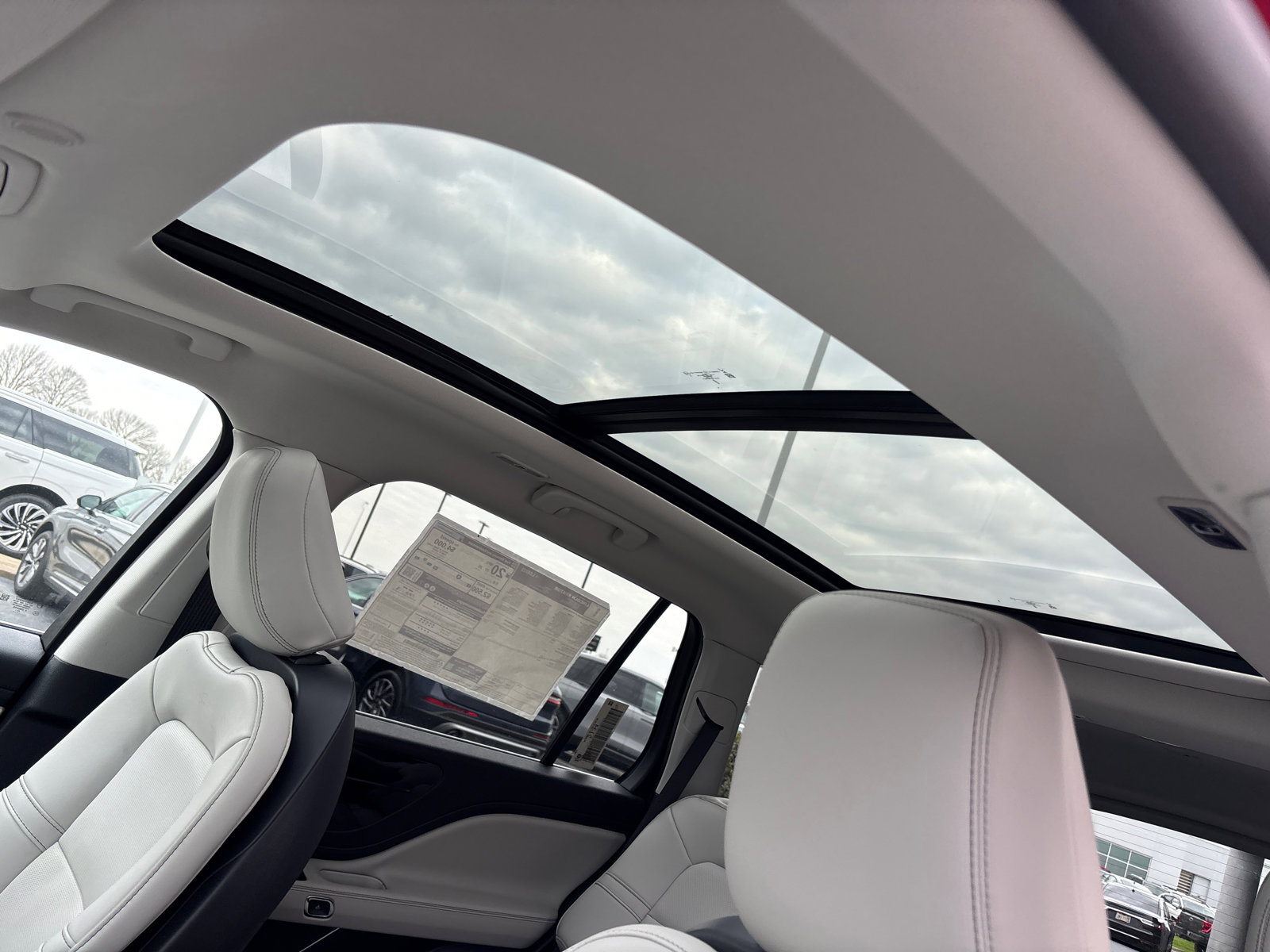 New 2026 Lincoln Aviator AWD image 25