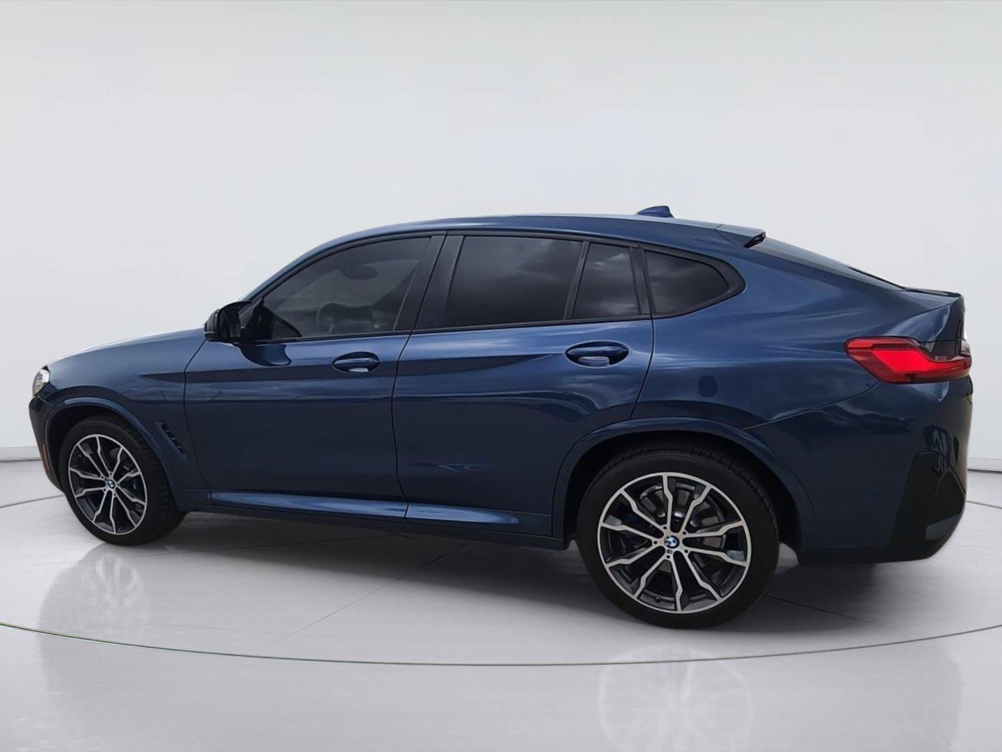 Used 2022 BMW X4 M40i w/ Premium Package AWD/4WD image 6