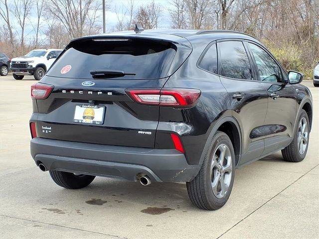 Used 2025 Ford Escape ST-Line Select image 4