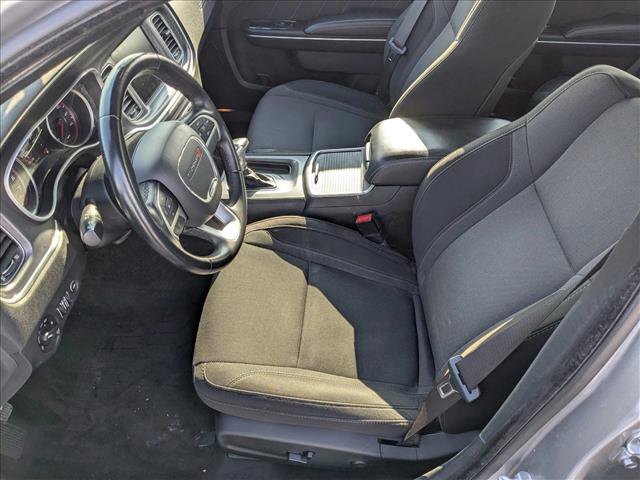 Used 2016 Dodge Charger SXT image 18