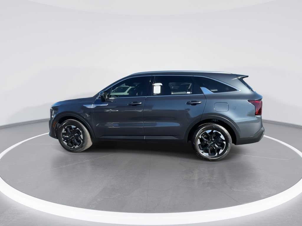 Used 2025 Kia Sorento S FWD image 5
