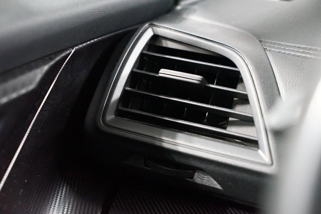 Used 2019 Subaru Crosstrek 2.0i Premium w/ Eyesight System image 23