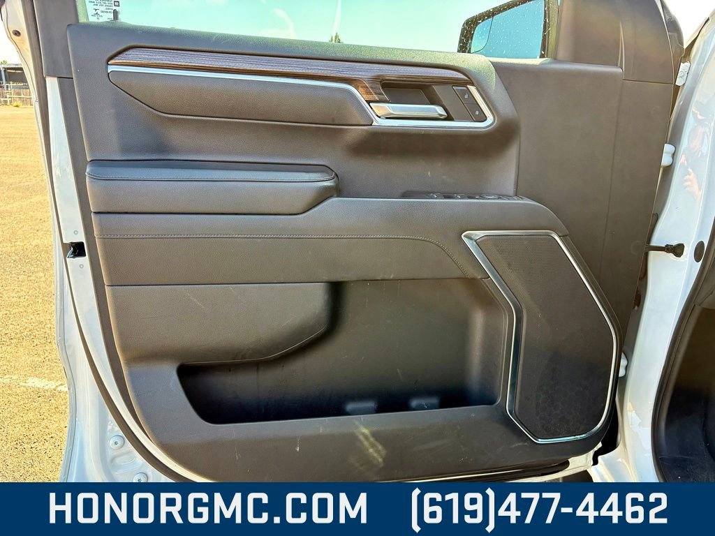 Used 2022 Chevrolet Silverado 1500 LT image 14