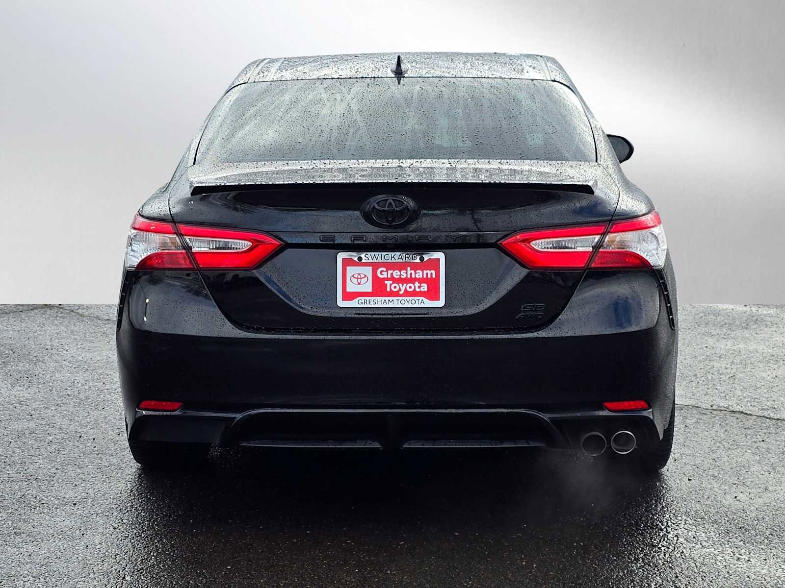 Used 2020 Toyota Camry SE image 5