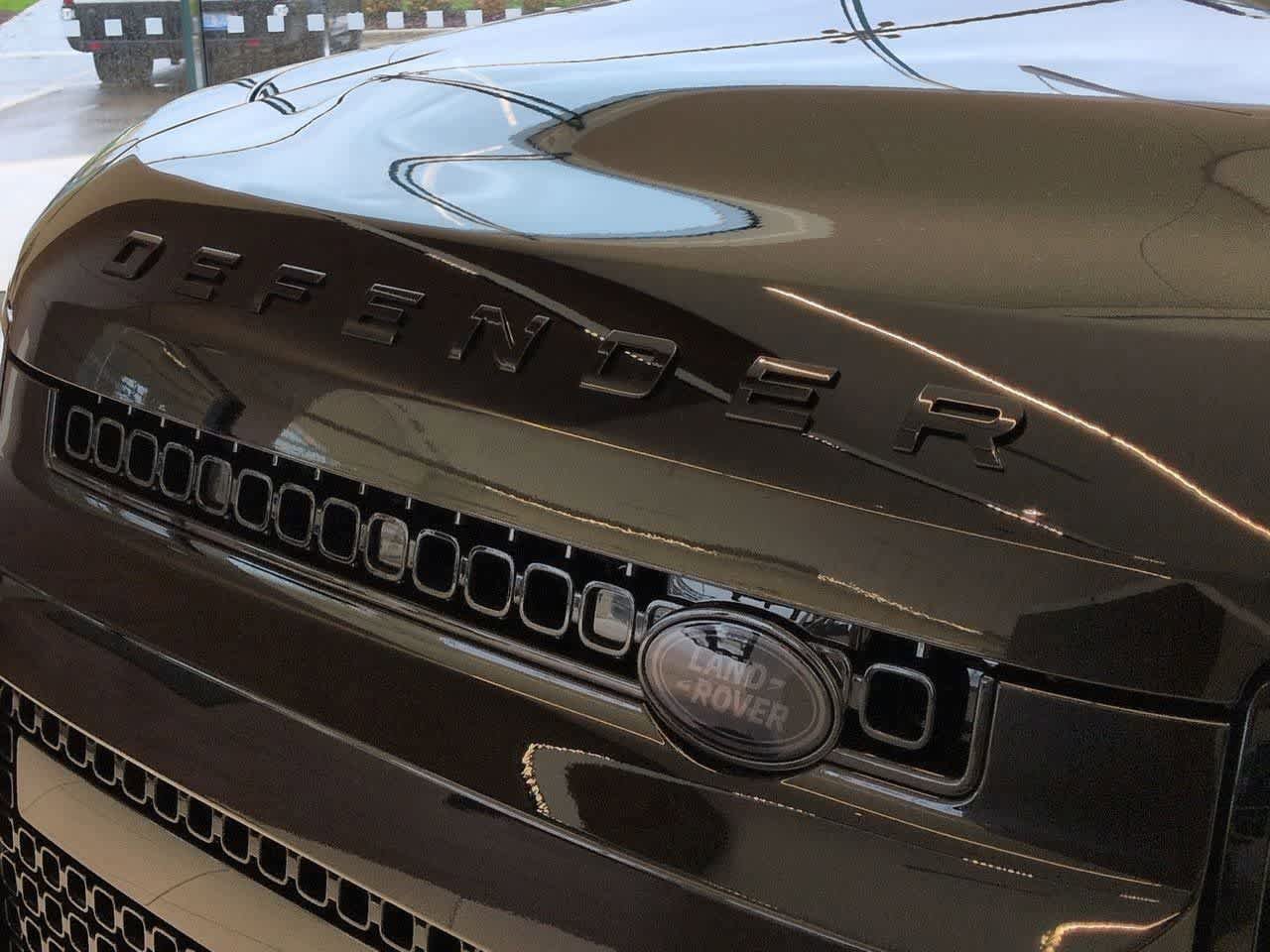 New 2026 Land Rover Defender 110 OCTA AWD/4WD image 11
