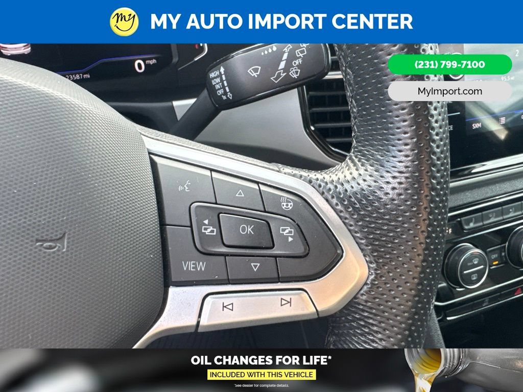 Used 2023 Volkswagen Atlas Cross Sport SEL R-Line AWD/4WD image 16