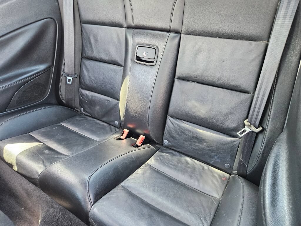 Used 2009 Volkswagen Eos Lux FWD image 10