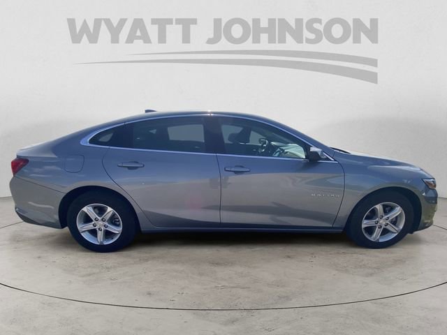 Used 2023 Chevrolet Malibu LT FWD image 11