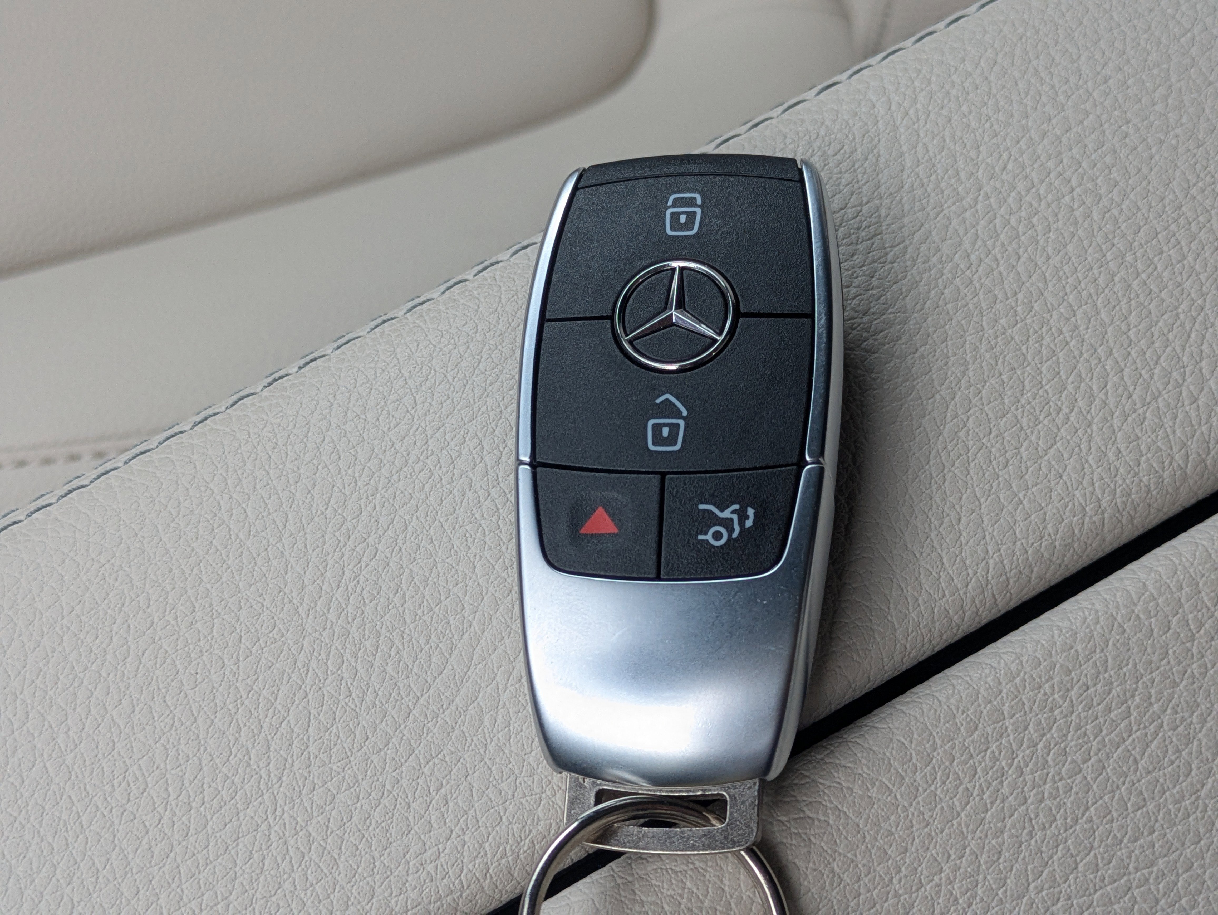 Used 2025 Mercedes-Benz GLA 250 4MATIC image 31