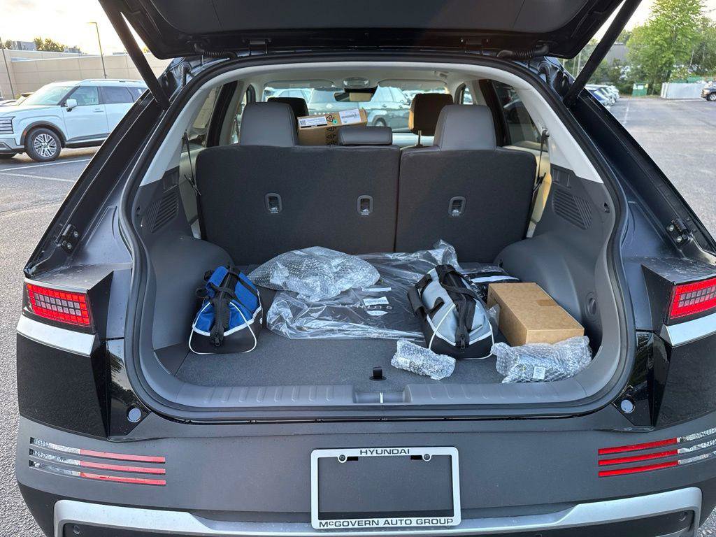 New 2027 Hyundai Ioniq 5 SEL AWD/4WD image 8