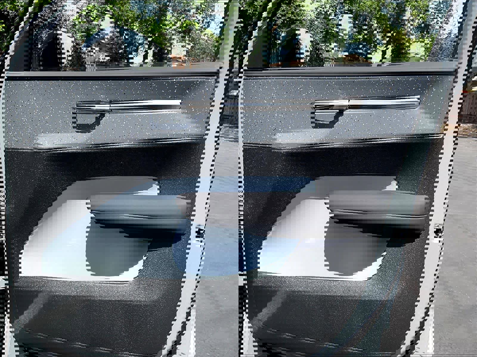 New 2026 Volvo EX30 Ultra w/ Climate Package image 30