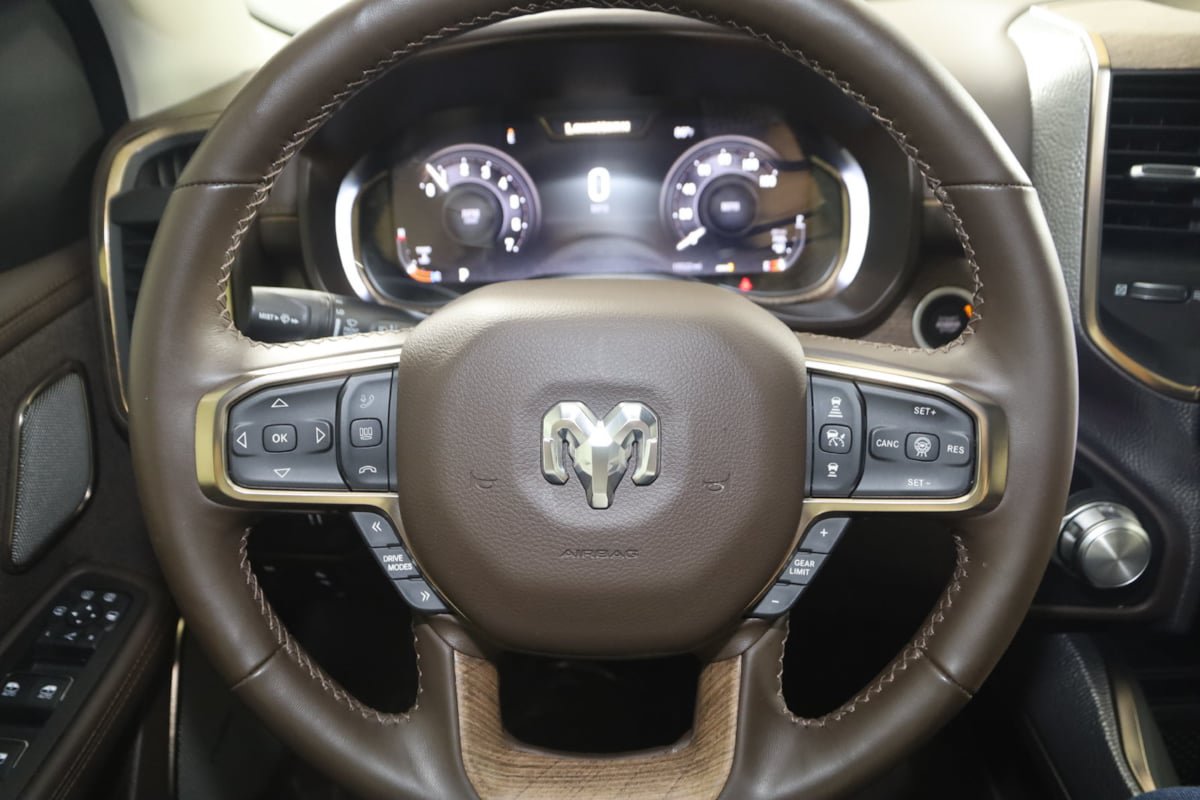 Used 2025 RAM 1500 Limited w/ Trailer Tow Group AWD/4WD image 46