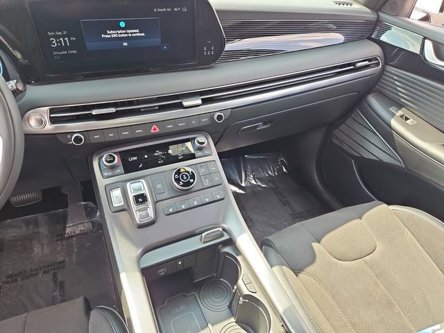 Used 2025 Hyundai Palisade Calligraphy image 13