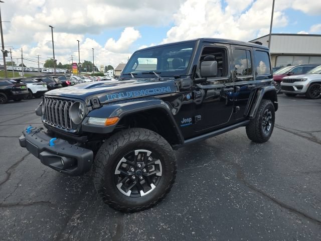 Used 2025 Jeep Wrangler Unlimited Rubicon 4xe AWD/4WD image 2