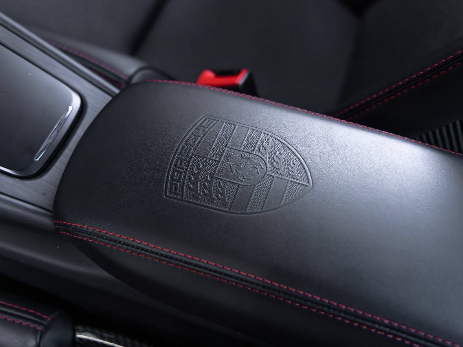 Certified 2019 Porsche 911 GT3 RWD image 40