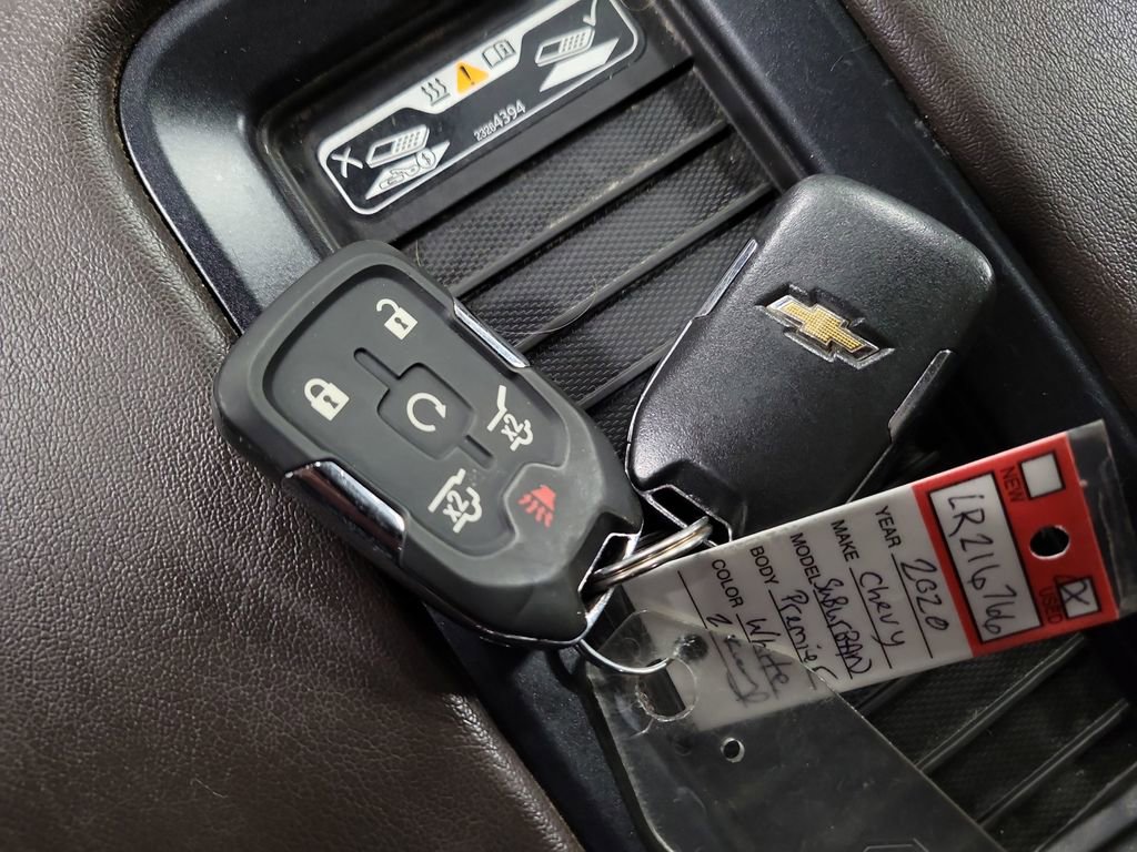 Used 2020 Chevrolet Suburban Premier image 16