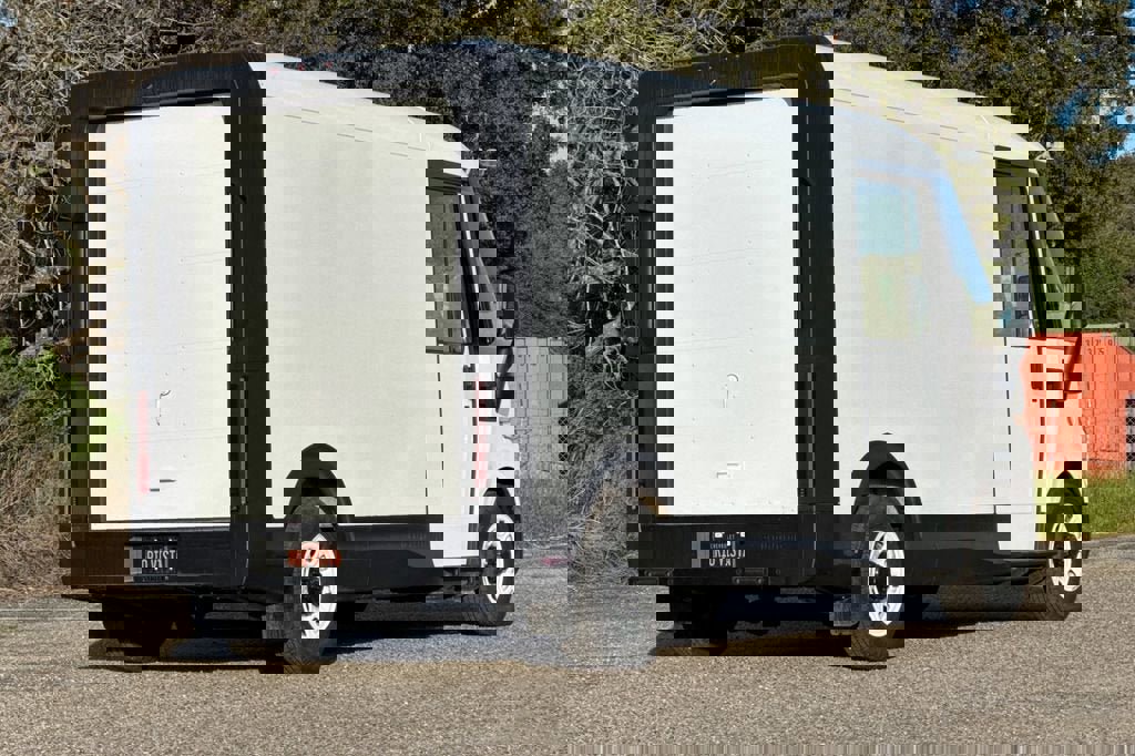 New 2025 Chevrolet Brightdrop 400 w/ Power Door Package image 4