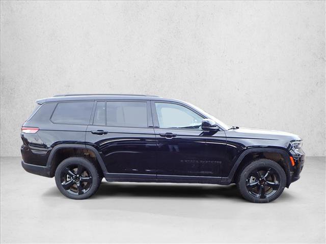 New 2025 Jeep Grand Cherokee L Laredo AWD/4WD image 5