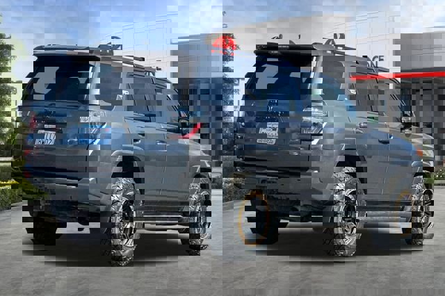 Certified 2021 Toyota 4Runner TRD Off-Road Premium w/ Moonroof Package image 5