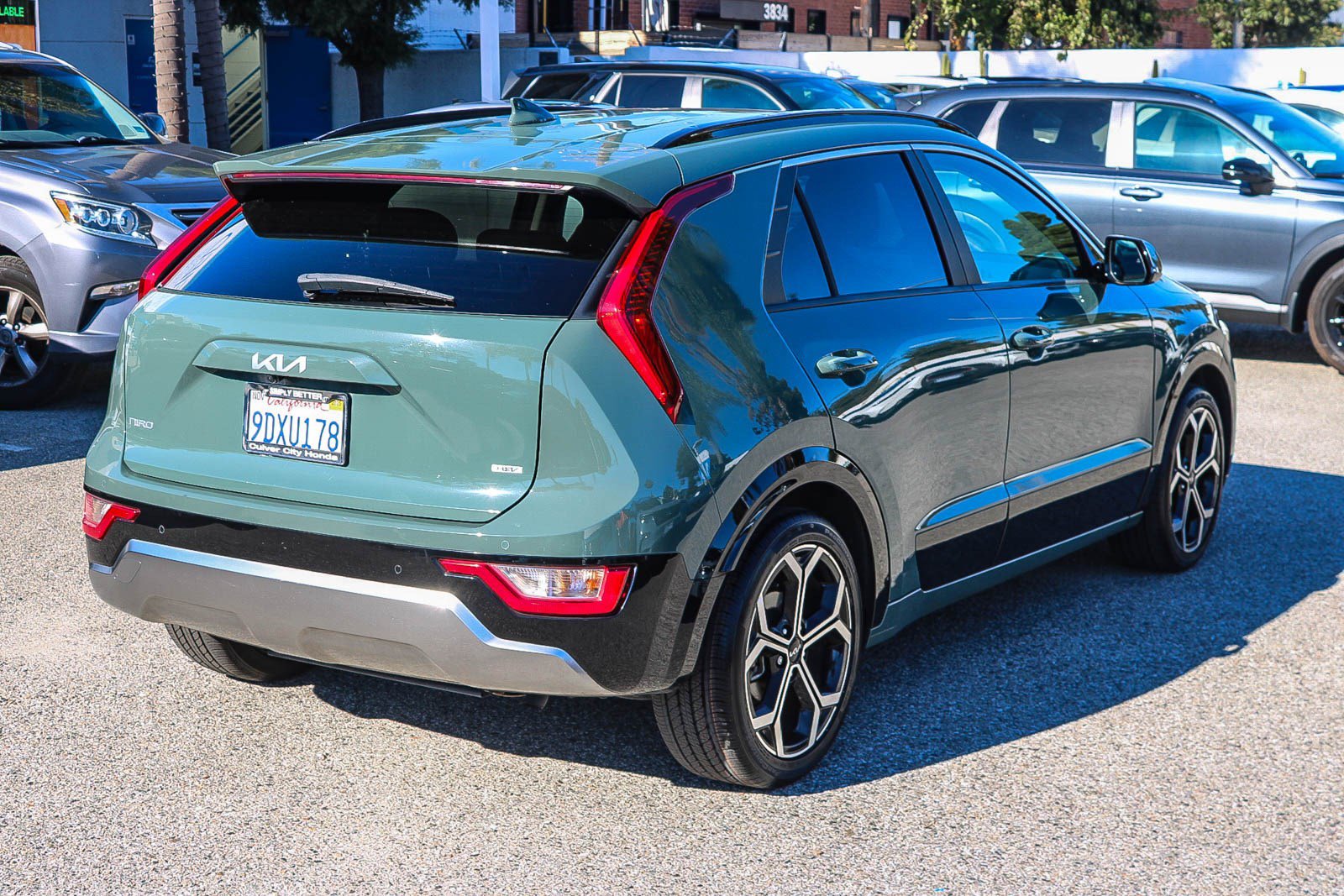 Used 2023 Kia Niro EX Touring image 9