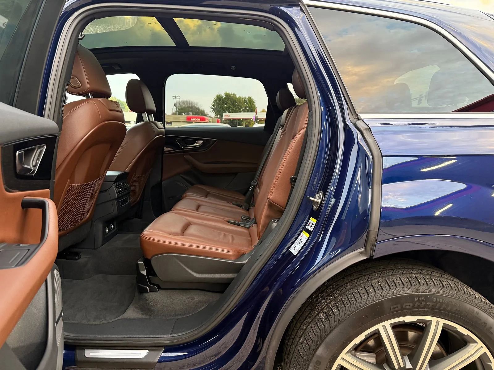 Used 2019 Audi Q7 3.0T Premium Plus w/ Premium Plus Package image 16