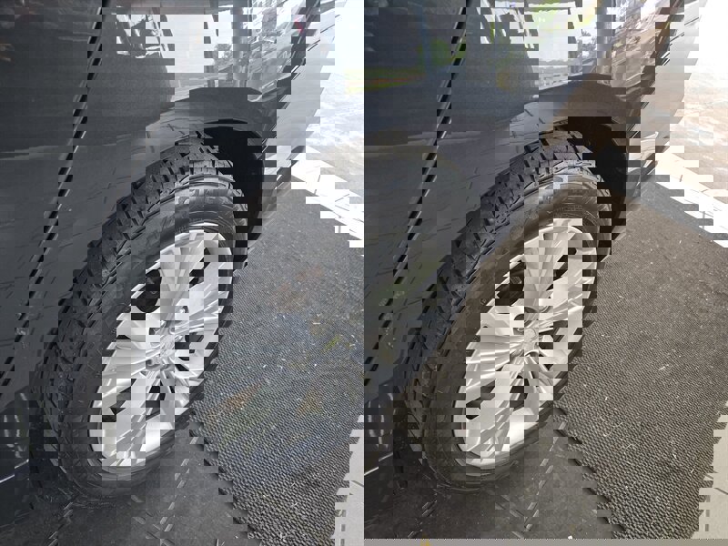 Used 2014 Chevrolet Impala LT w/ Premium Seating Package image 36